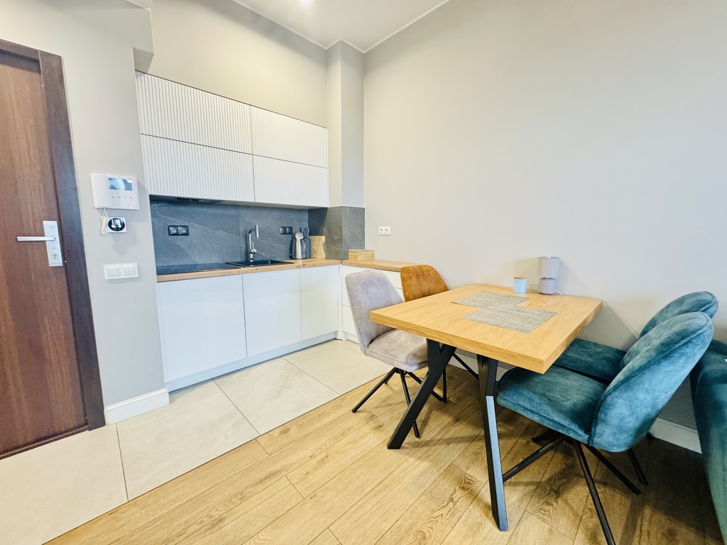 Hanza Tower pod klucz 2 pokoje, basen - obrazek 4