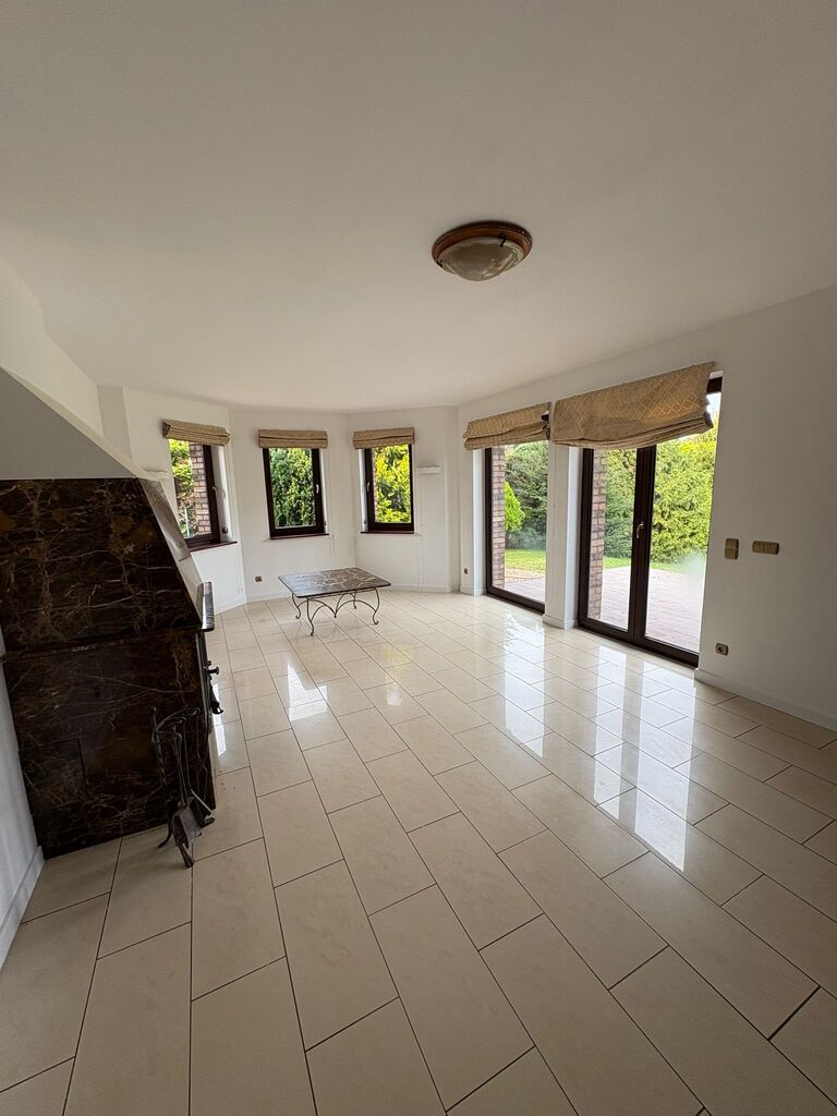 Przestronny dom wolnostojący 209 m² - obrazek 3