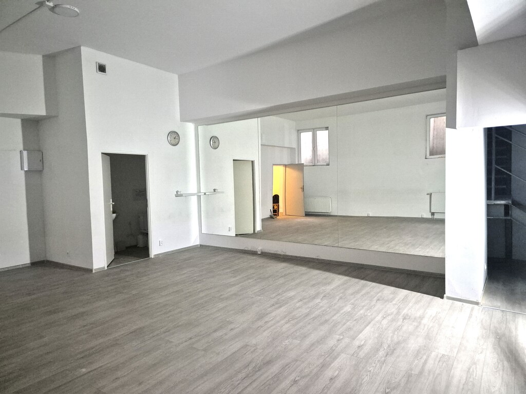 Stare Miasto, lokal użytkowy 87 m2 - obrazek 2
