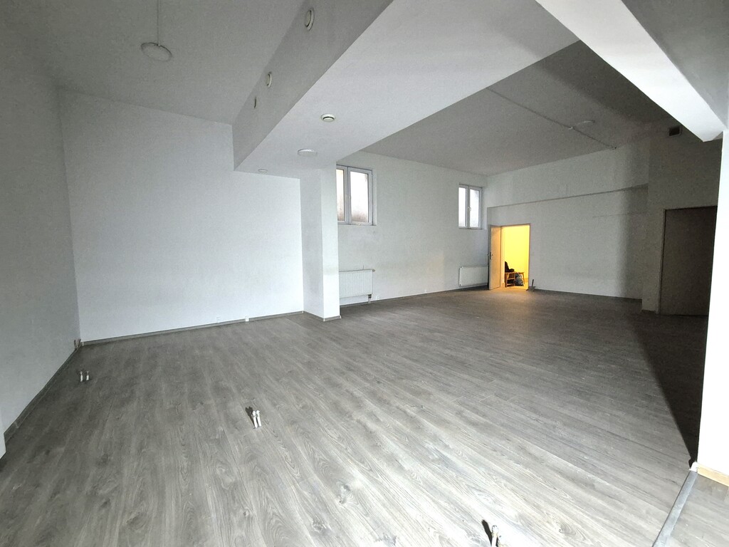 Stare Miasto, lokal użytkowy 87 m2 - obrazek 3