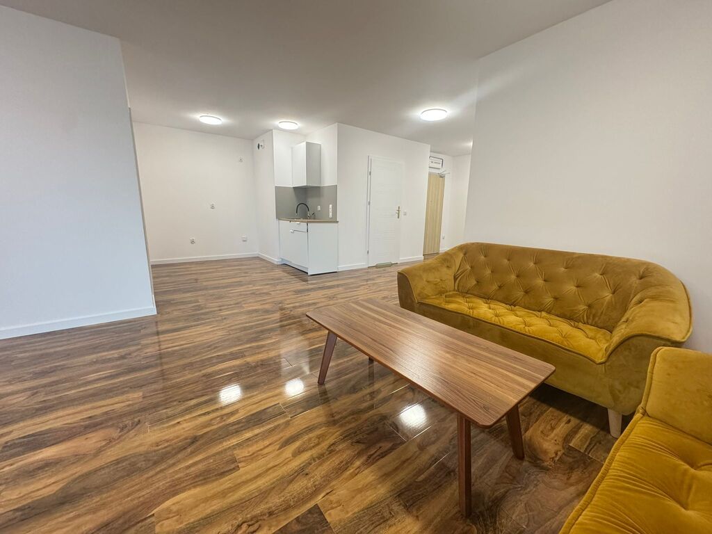 Stylowy lokal w sercu Reda City 3 pokoje 67m2 - obrazek 8