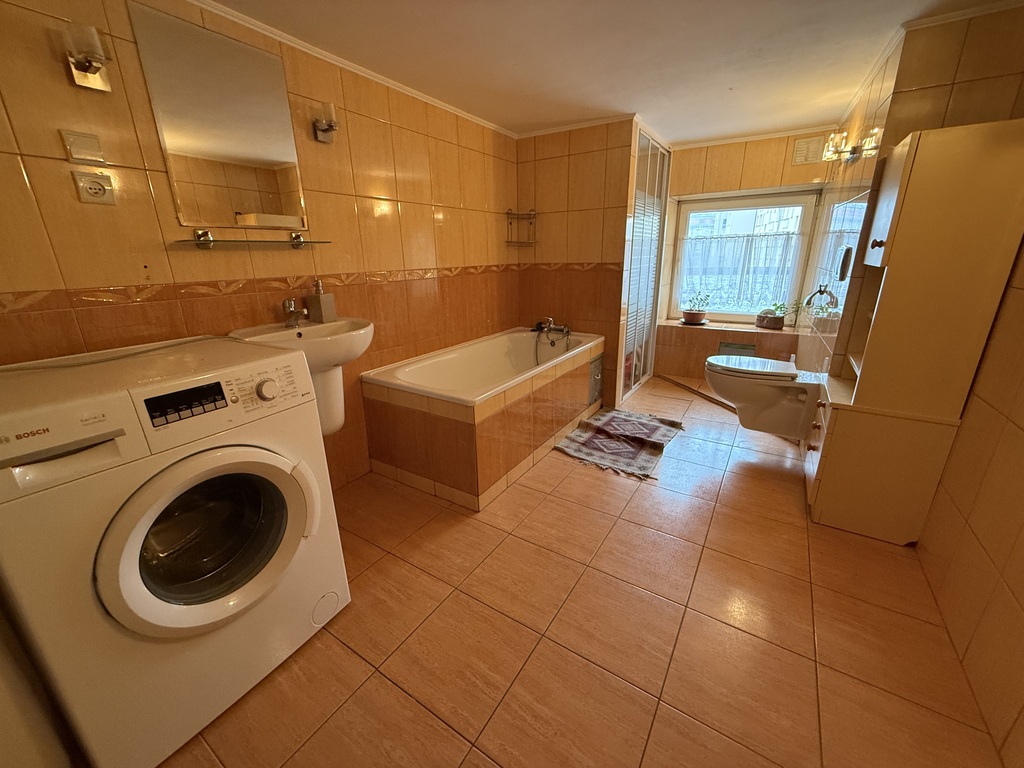 2 pok. zadbana kamienica, balkon, I Piętro, 69m2 - obrazek 12
