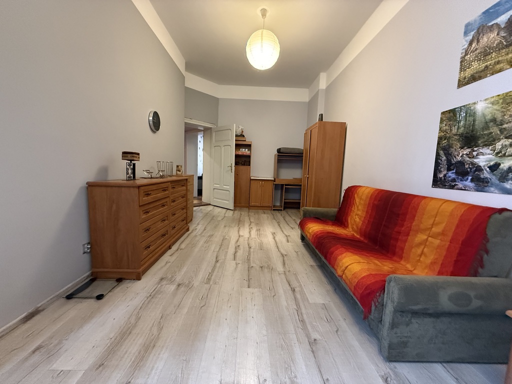 2 pok. zadbana kamienica, balkon, I Piętro, 69m2 - obrazek 5