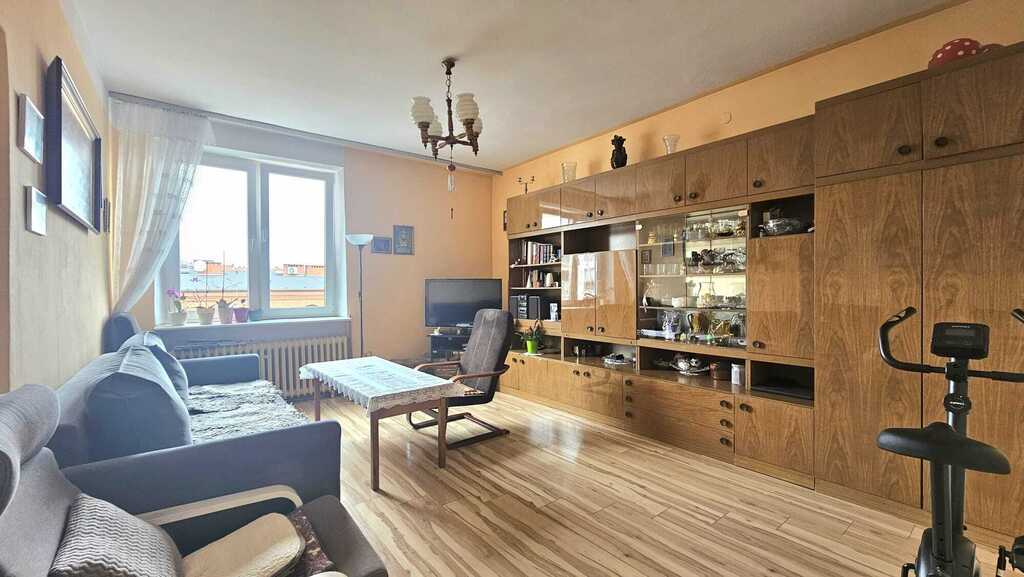 3 pokoje, cegła, piwnica, ciche centrum - obrazek 7