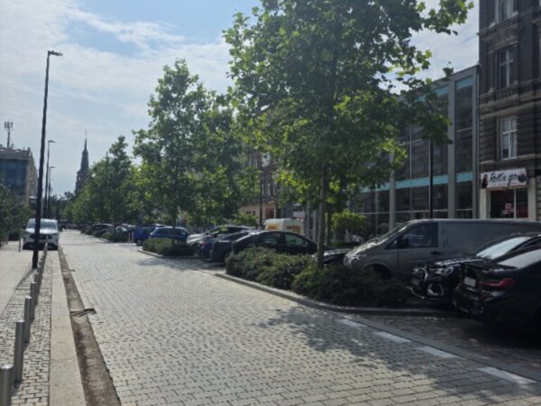 Lokal usługowy z witryną w centrum. TOP !