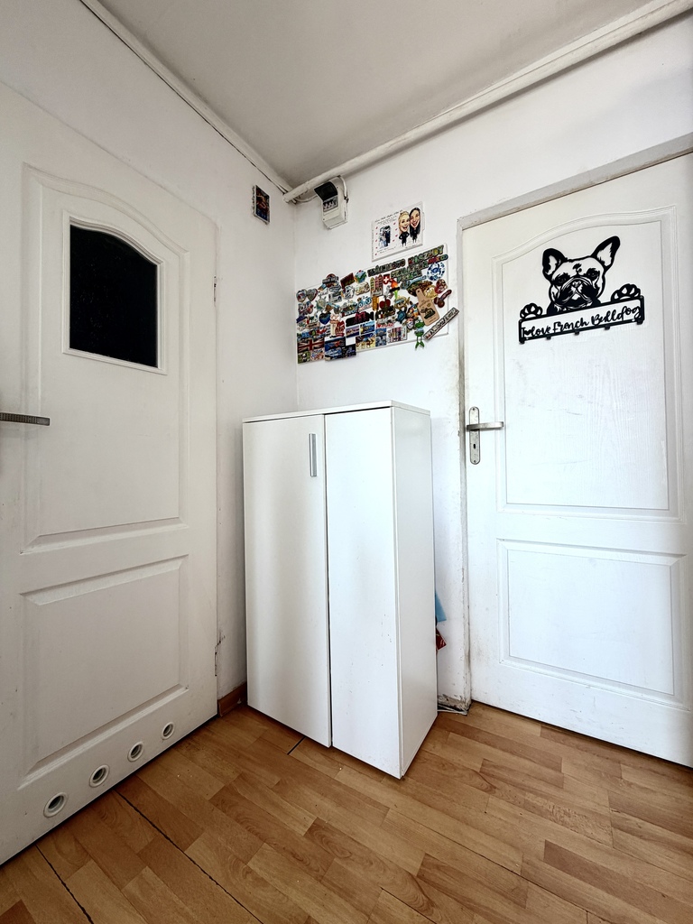 Centrum, 2 pokoje, balkon, piwnica - obrazek 11