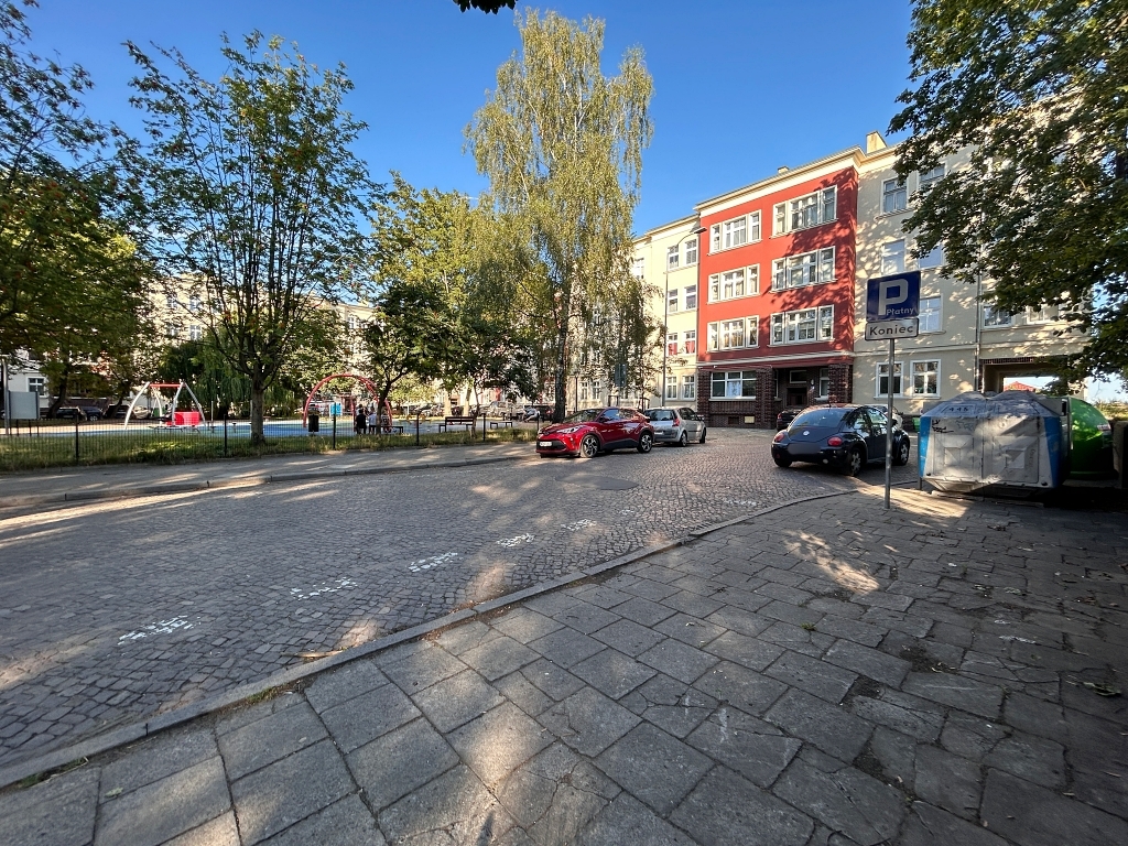 61 m² | 1 piętro | przy Bulwarach| parking - obrazek 3