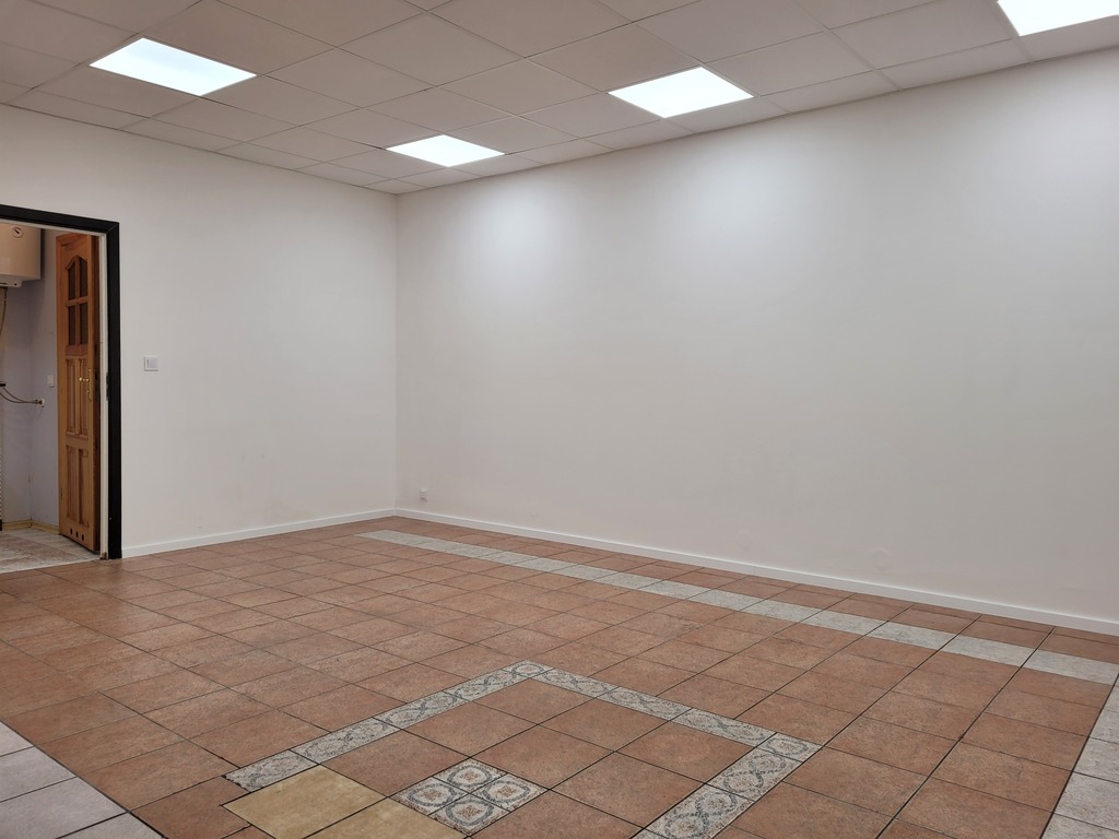 Lokal w Centrum Handlowym Pogodno, 42 m2, front !! - obrazek 3
