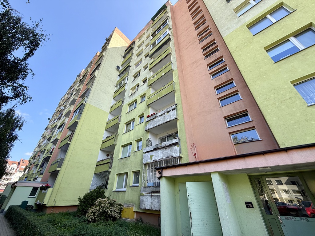 2 pokoje z balkonem na Ks. Pomorskich - obrazek 11