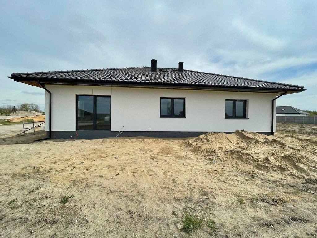 Ostatni parterowy domy w Bobolinie - obrazek 4